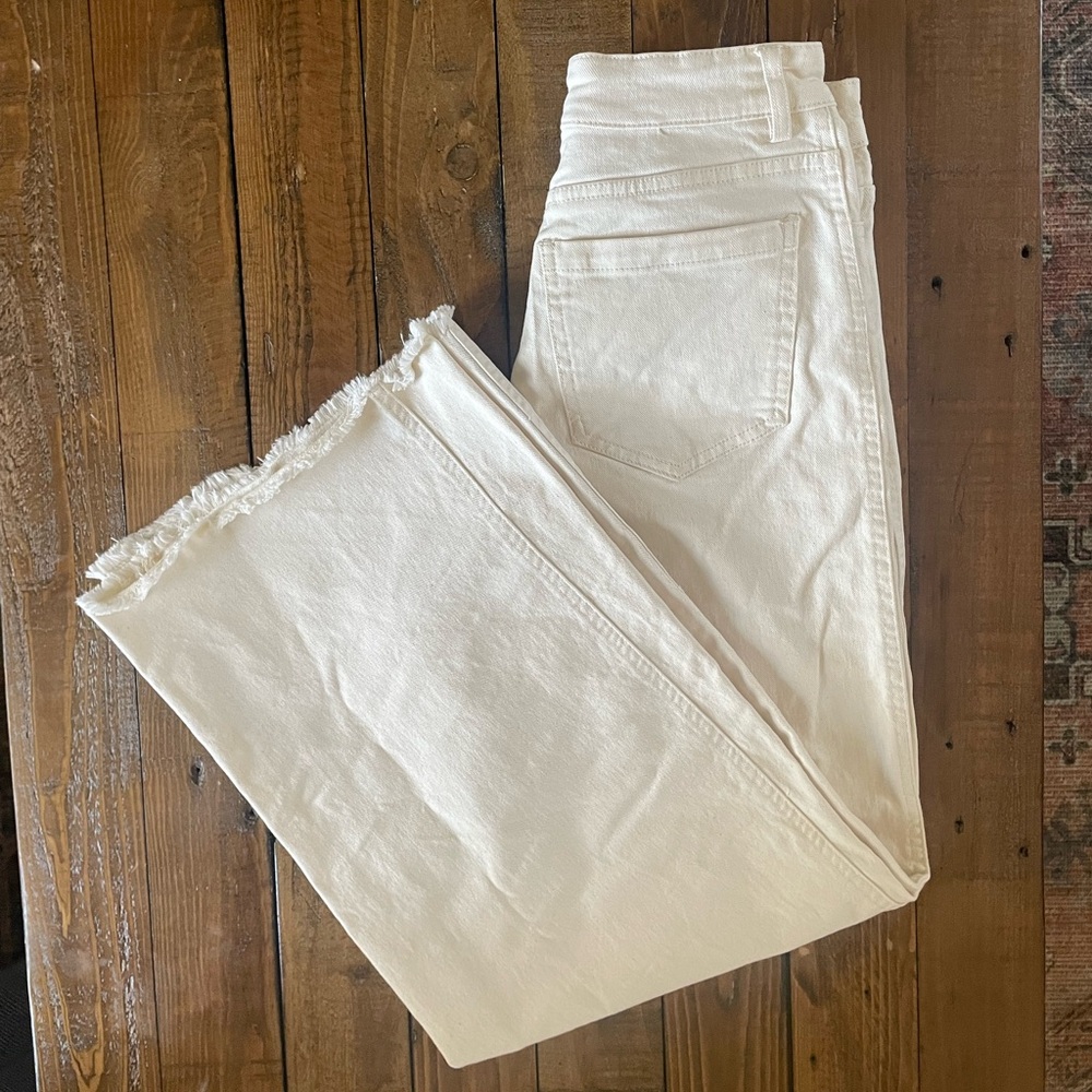 H and M high waisted, wide leg, cropped jeans size 2